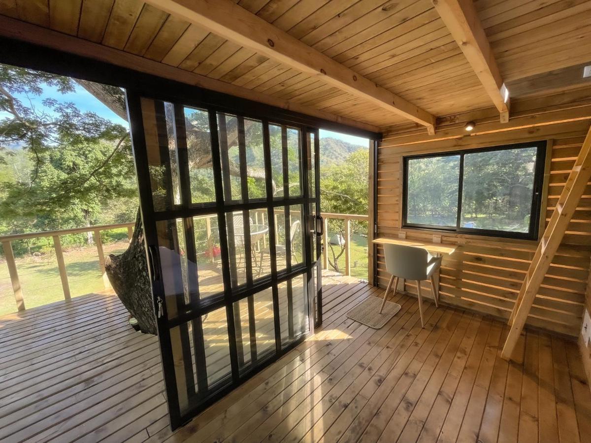 הוילה Utica Casa En El Arbol מראה חיצוני תמונה
