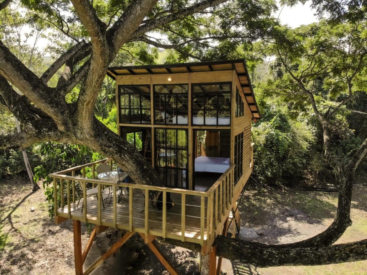 הוילה Utica Casa En El Arbol מראה חיצוני תמונה