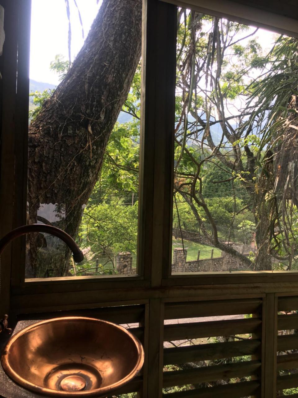 הוילה Utica Casa En El Arbol מראה חיצוני תמונה
